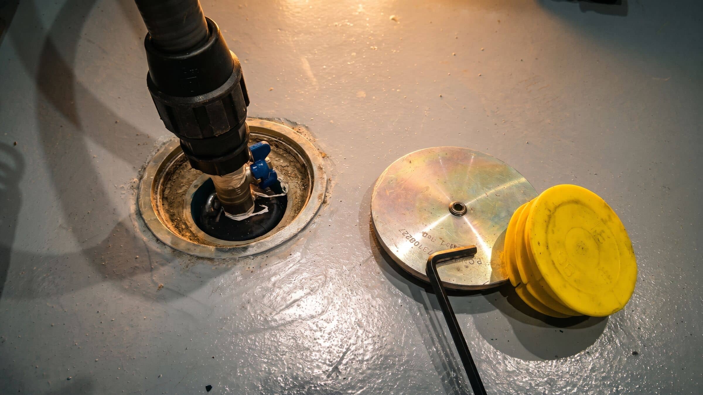 Reagent injection into piezometers or sleeve-port (manchette) pipes: photo 3 of 4
