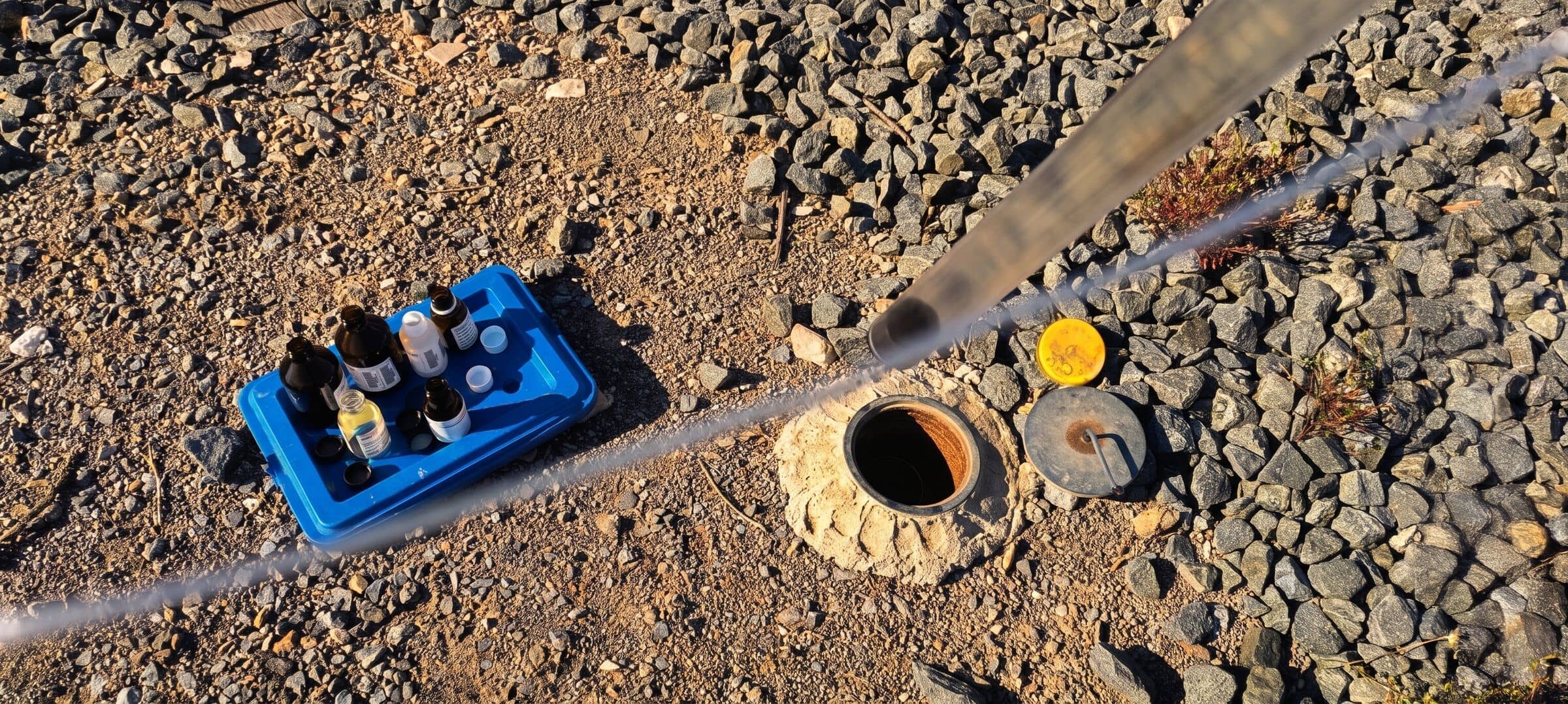 Technical groundwater sampling: photo 4 of 4